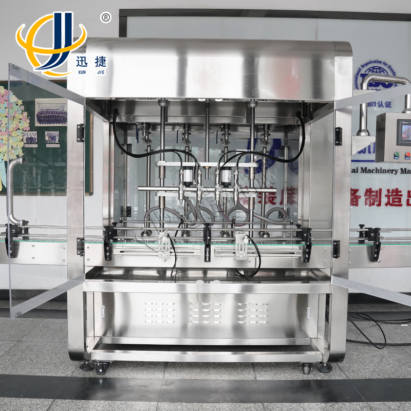 世界那么大，來看看迅捷機(jī)械的潤滑油灌裝機(jī)